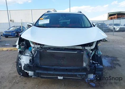 2017 Toyota Rav4 Xle из США, поврежденный, VIN JTMWFREV9HD100622